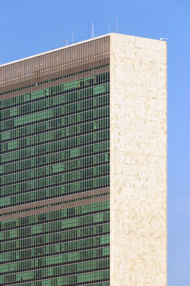 Headquarters of the United Nations, Secretariat Building, facade detail