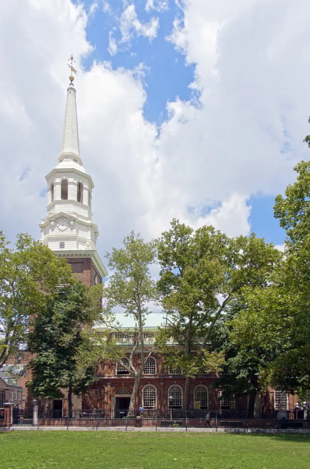 Christ Church of Philadelphia, south elevation