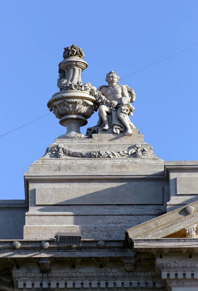 Municipal Palace of Colonia, facade detail with roof sculpture