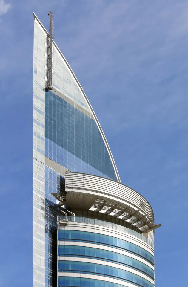 Telecommunications Tower (Antel Tower), structure top