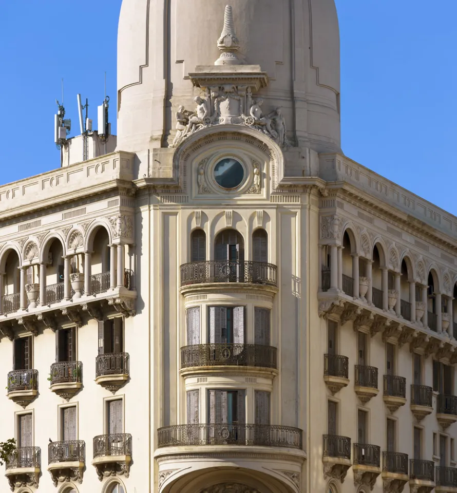 Soler Building, facade detail