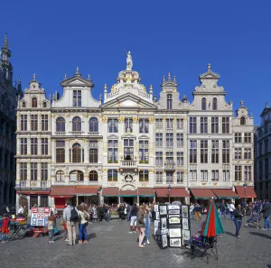 Grand Square (Grand-Place), houses on the northeast side