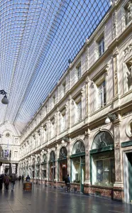 Royal Saint-Hubert Galleries, King's Gallery, lateral facade