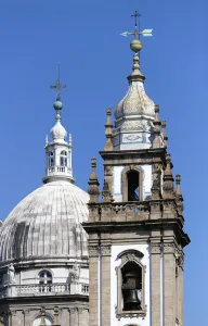 Candelaria Church, spire and dome