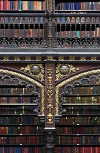 Royal Portuguese Cabinet of Reading, reading hall, column detail