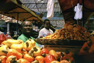 Marketers at the municipal market selling cashew and umbu fruits