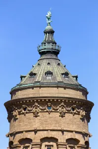 Mannheim Water Tower, upper structure and roof