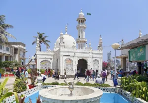 Haji Ali Dargah, south elevation