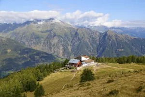 Sarntal Alps, Klammeben Inn, view on Texel Group