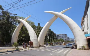 Tusks Monument, west elevation