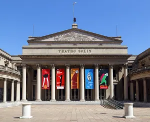 Solís Theatre, portico