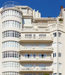 Leonglay Building, facade detail