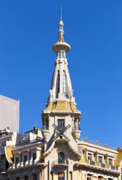 Confitería del Molino, facade detail with tower