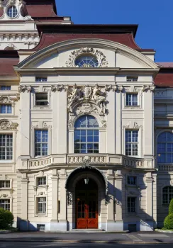 Graz Opera, avant-corps of the northeastern facade