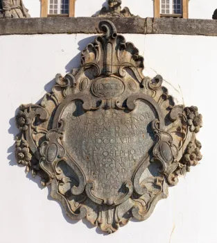 Sanctuary of Bom Jesus de Matosinhos, cartouche by the stairway
