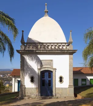 Sanctuary of Bom Jesus de Matosinhos, Chapel “Flagellation and Crowning with Thorns”, west elevation