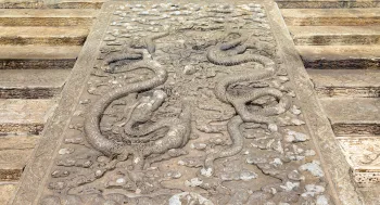 Forbidden City, Hall of Supreme Harmony, dragon relief of the main staircase