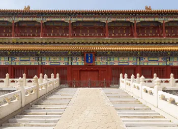 Forbidden City, Pavilion of Spreading Righteousness (Hongyi Pavilion), facade and staircase detail