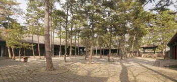 Chengde Mountain Resort, Hall of Frugality and Placidity, forecourt