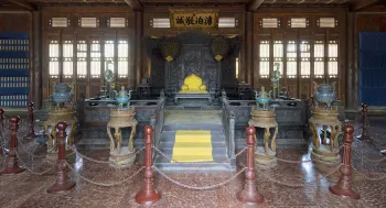 Chengde Mountain Resort, Hall of Frugality and Placidity (Danbo Jingcheng Hall), throne