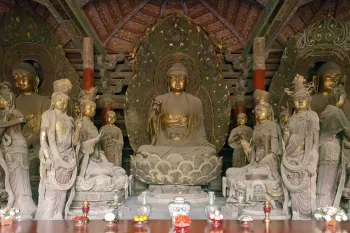 Huayan Temple, Sutra Hall, interior, Liao dynasty statues