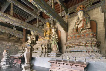 Shanhua Temple, Hall of Three Sages (Sansheng Hall), interior