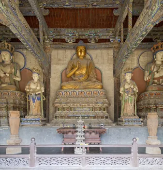 Shanhua Temple, Hall of Three Sages (Sansheng Hall), interior