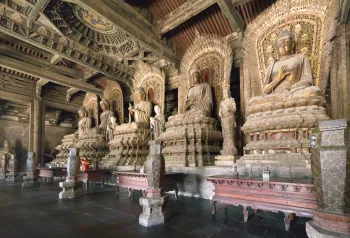 Shanhua Temple, Precious Hall of the Great Hero, interior