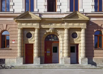 Palace of Justice, northern portal