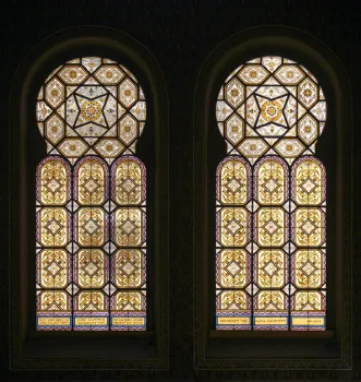 Spanish Synagogue, windows