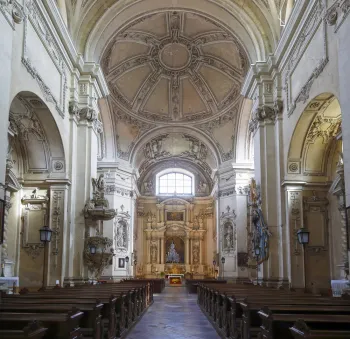 Church of the Assumption of the Virgin Mary, interior