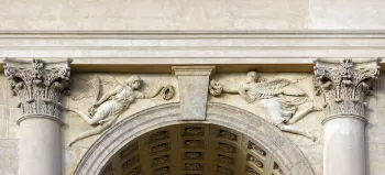 Rajsna Colonnade, detail with angel reliefs and half column capitals