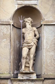 Kronborg Castle, Neptun statue of the main portal