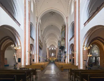 Roskilde Cathedral, nave