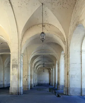 Place Stanislas, Here Arch (Arc Héré), interior