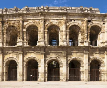 Arena of Nîmes, arcades of the southern facade