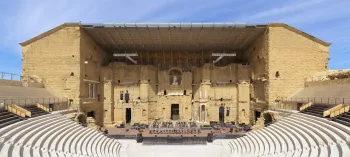 Roman Theatre of Orange, stage wall (scaenae frons)