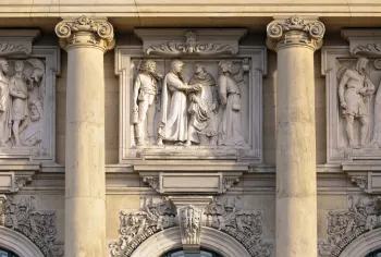 Lower Saxon State Museum Hanover, facade detail with relief
