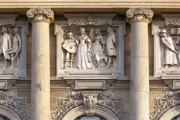 Lower Saxon State Museum Hanover, facade detail with relief