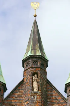 Holsten Gate, gable turret with statue of Madonna and Child