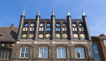 Lübeck City Hall, detail of the east facade of the New Chamber (Neues Gemach)