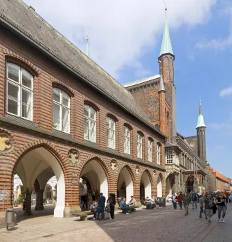 Lübeck City Hall, Long House on Broad Street