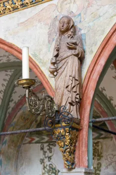 Holy Spirit Hospital, statue of Saint Elizabeth on the rood screen