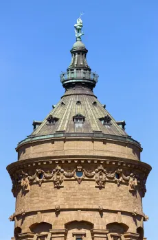 Mannheim Water Tower, upper structure and roof