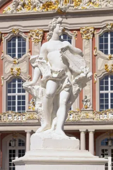 Electoral Palace of Trier, statue of Apollo