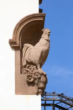 Sonneck Mansion, sculpture of a cock