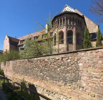 Saint Paul’s Abbey, wall with remains of the Roman castrum on its base