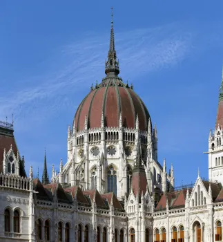Hungarian Parliament Building, dome (northeast elevation)