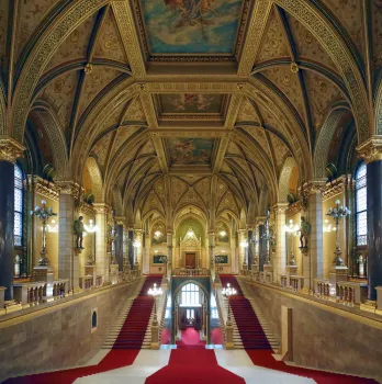 Hungarian Parliament Building, Grand Staircase