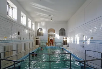 Széchenyi Thermal Bath, interior, pool